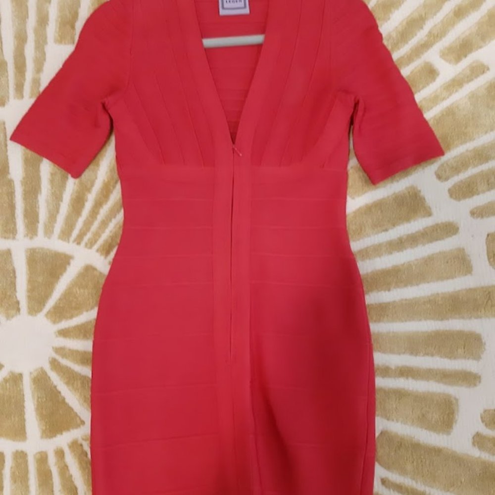 Herve Leger Bandage / BodyCon Dress Size L New